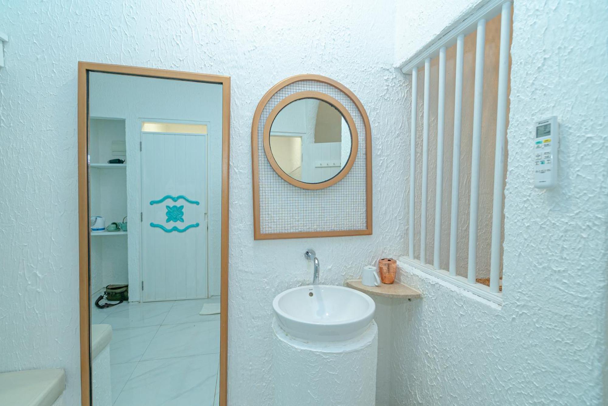 Loccal Collection Hotel Komodo 纳闽巴霍 外观 照片